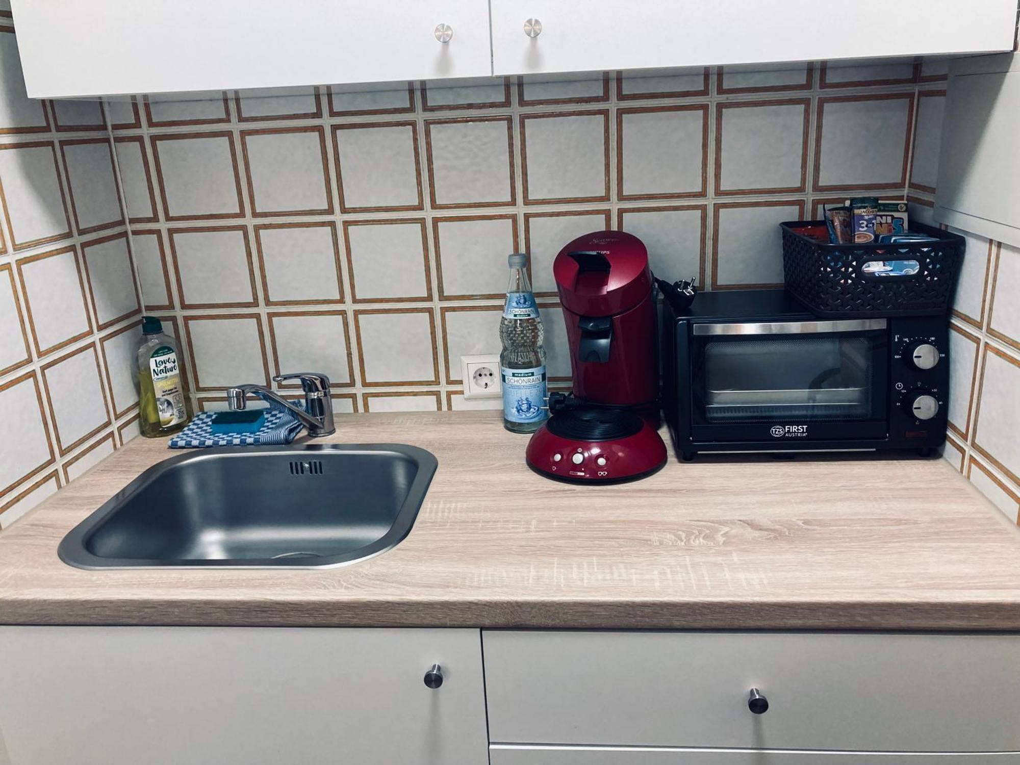 Free Apartment - Ermstal Бад Урах Екстериор снимка
